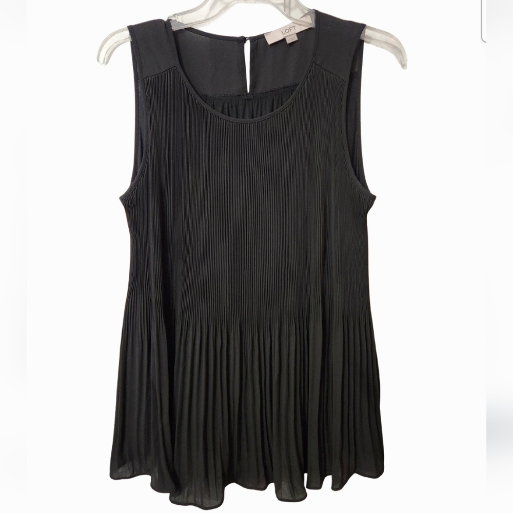 Ann Taylor Loft Black Accordion Pleated Sleeveless Blouse Tank Top-size M